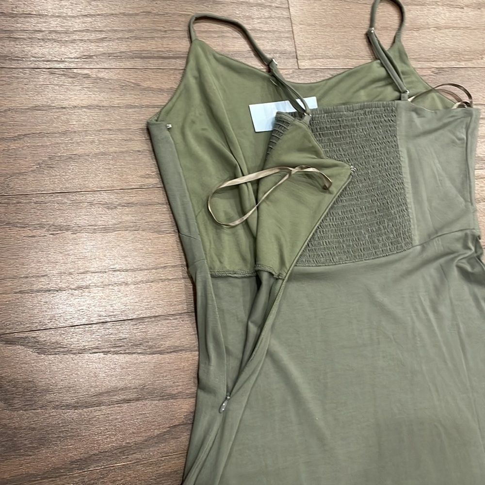 NWT LOFT Petite Green Midi Dress - Size 0P - Picture 7 of 9